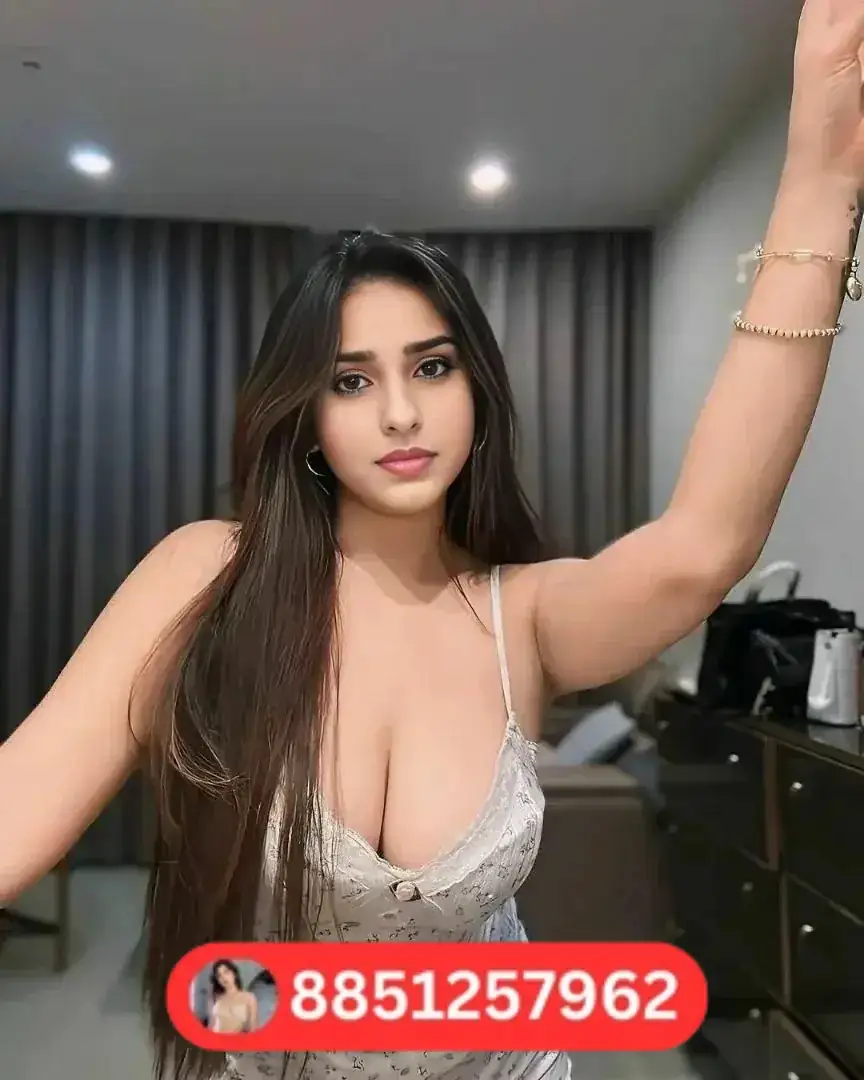 Hotel escort service in Noida